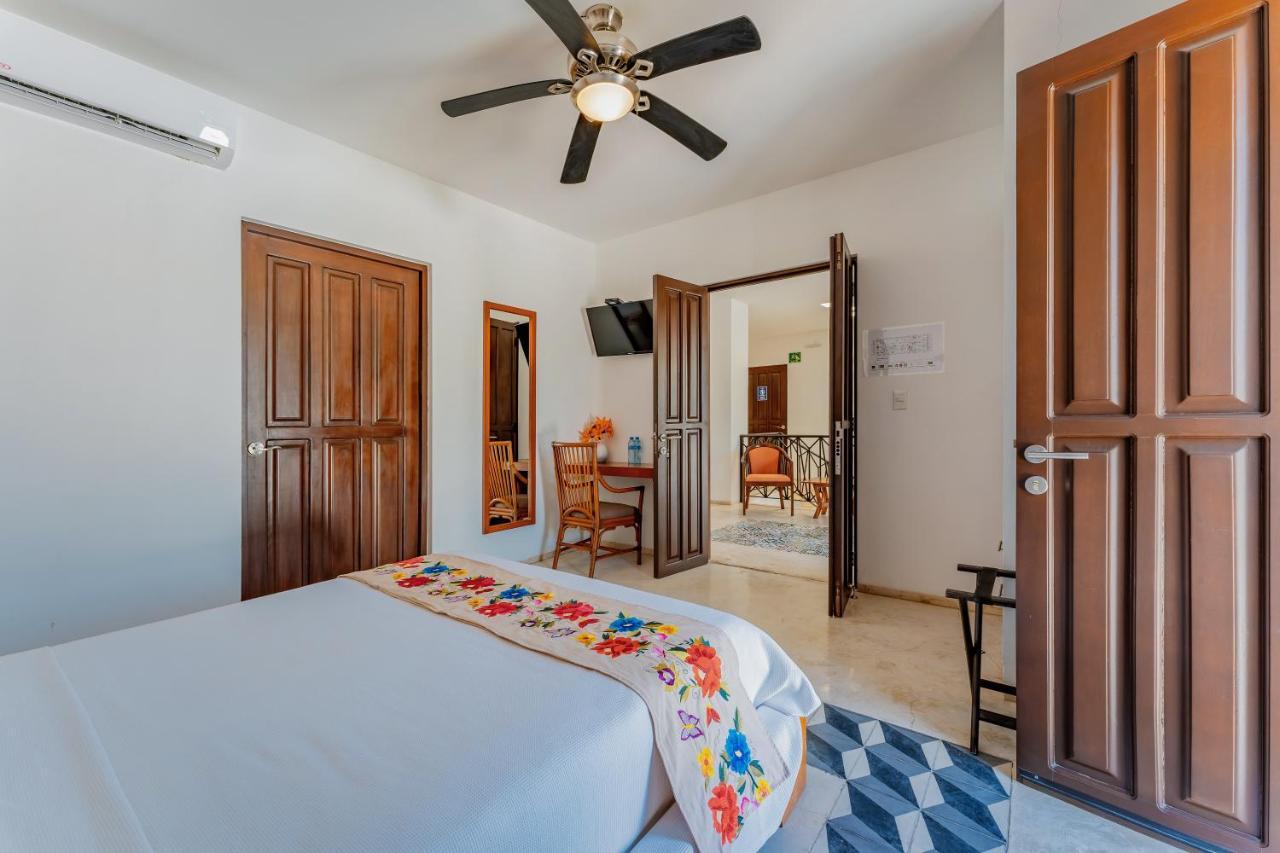 Casona Las Tres Marias - Hotel Only Adults Merida Exterior photo