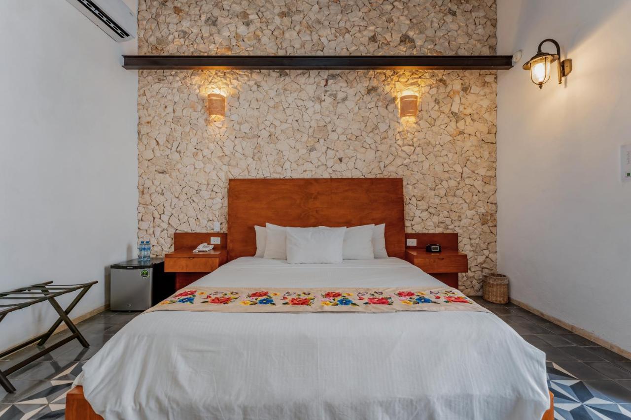 Casona Las Tres Marias - Hotel Only Adults Merida Exterior photo